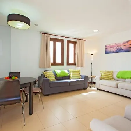 Sleeps 4 With Pool And Air Con * Puerto Calero